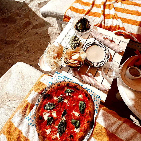 gigihadid instagram image archive image