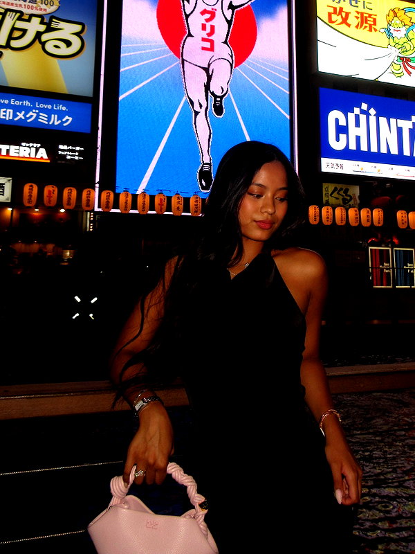 mika.ramosss instagram image archive image