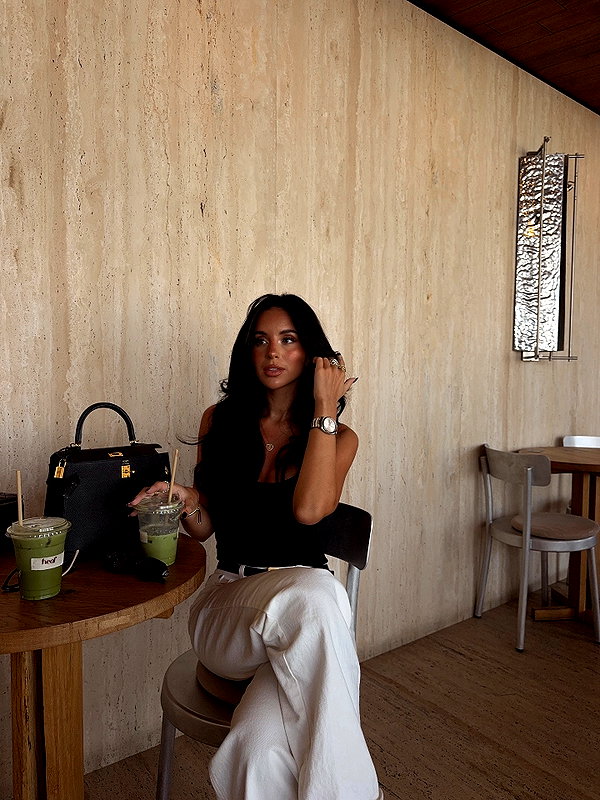 zoeliss instagram image archive image