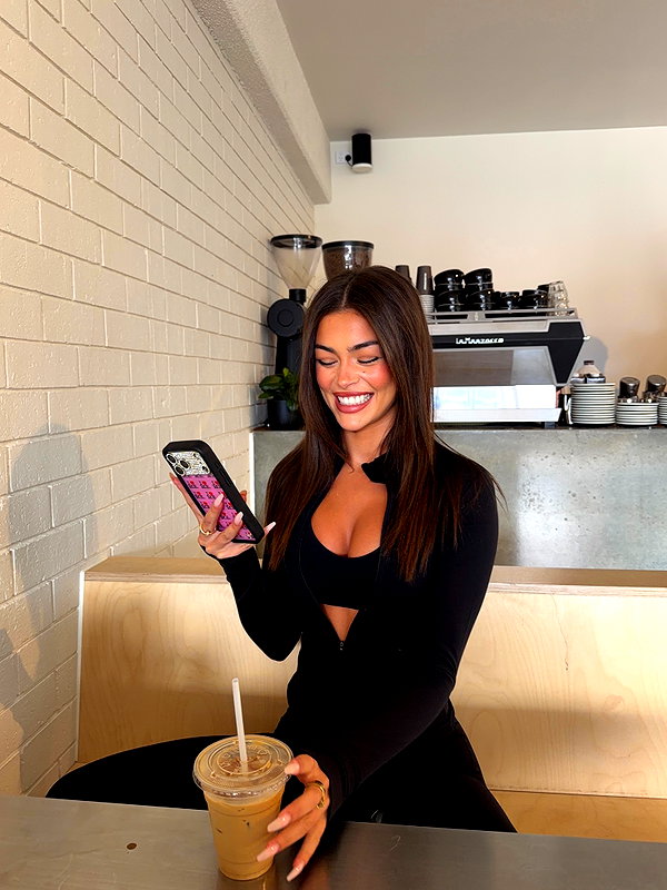 oliviaphillipps instagram image archive image