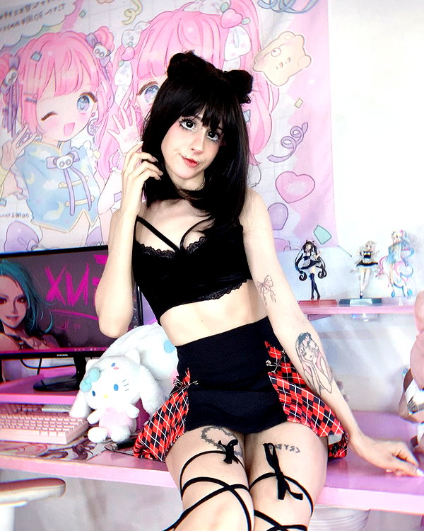 jadelaverne instagram image archive image