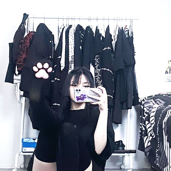 glowmoonshorty instagram image archive image