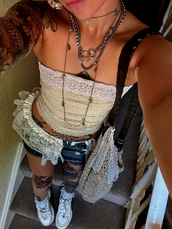 charley.chambers instagram image archive image