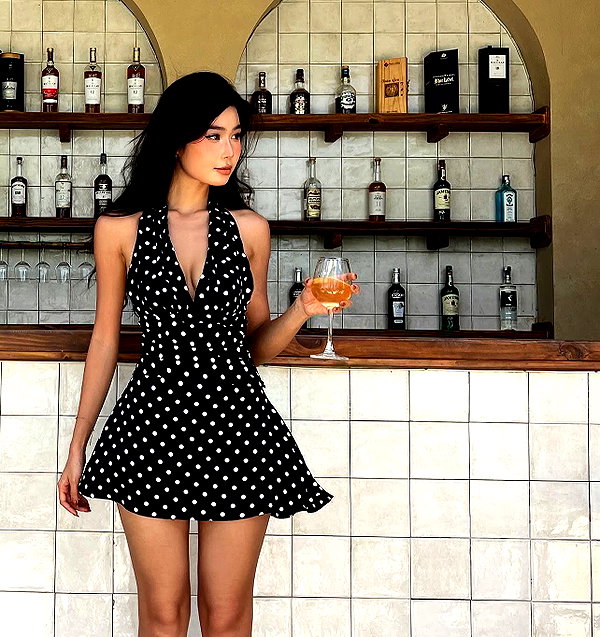 lyhythuedoxinh instagram image archive image