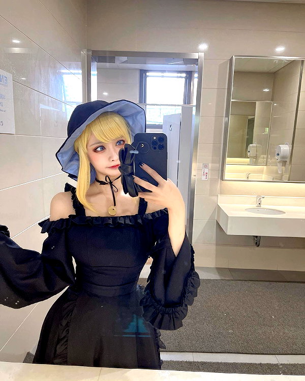 erokochiba instagram image archive image