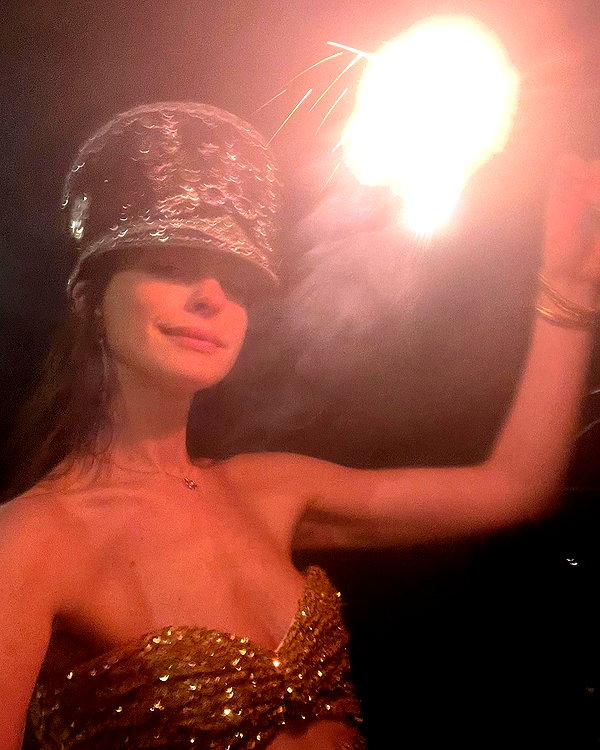 annehathaway instagram image archive image