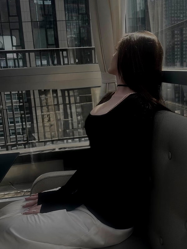 emeurie instagram image archive image