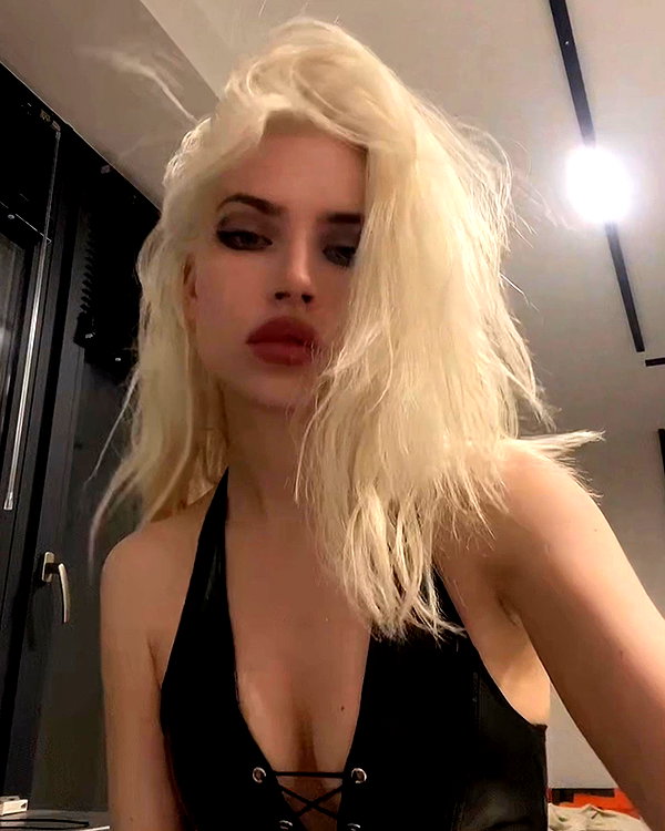 alien.hanna instagram image archive image