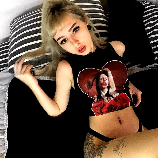 karin_orhov instagram image archive image