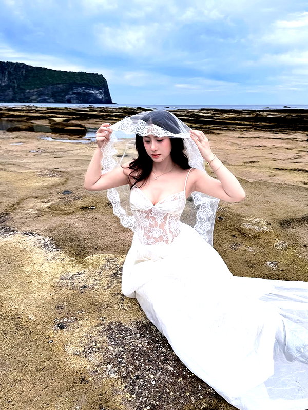 lyhythuedoxinh instagram image archive image