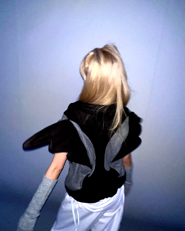 hhh.e_c.v instagram image archive image