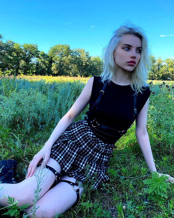 alien.hanna instagram image archive image