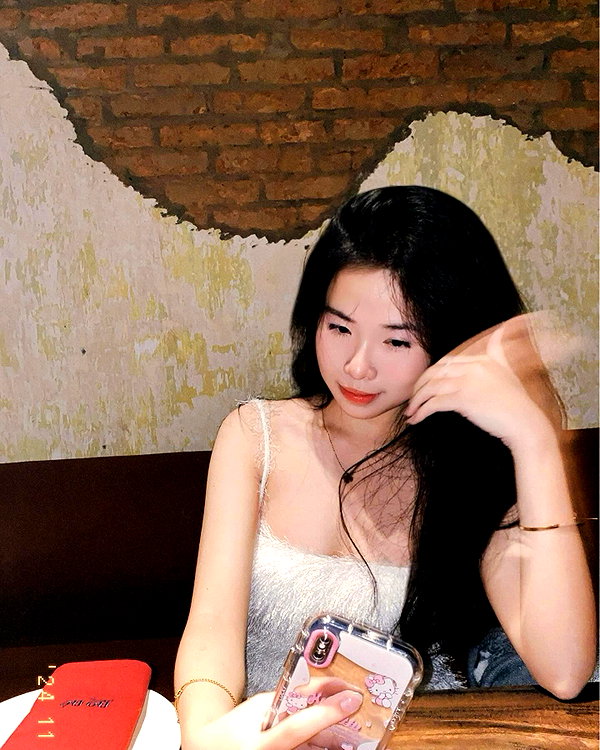 lyhythuedoxinh instagram image archive image