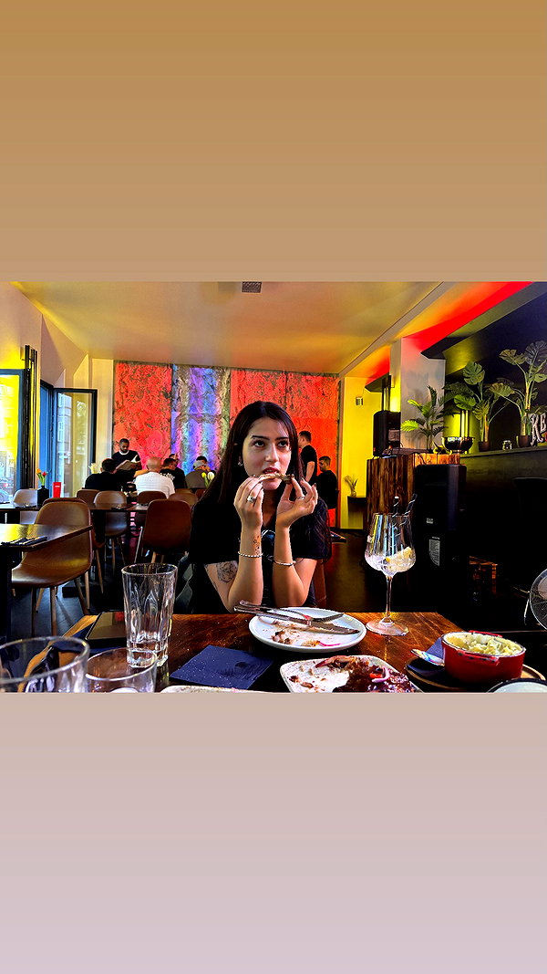devalluna instagram image archive image