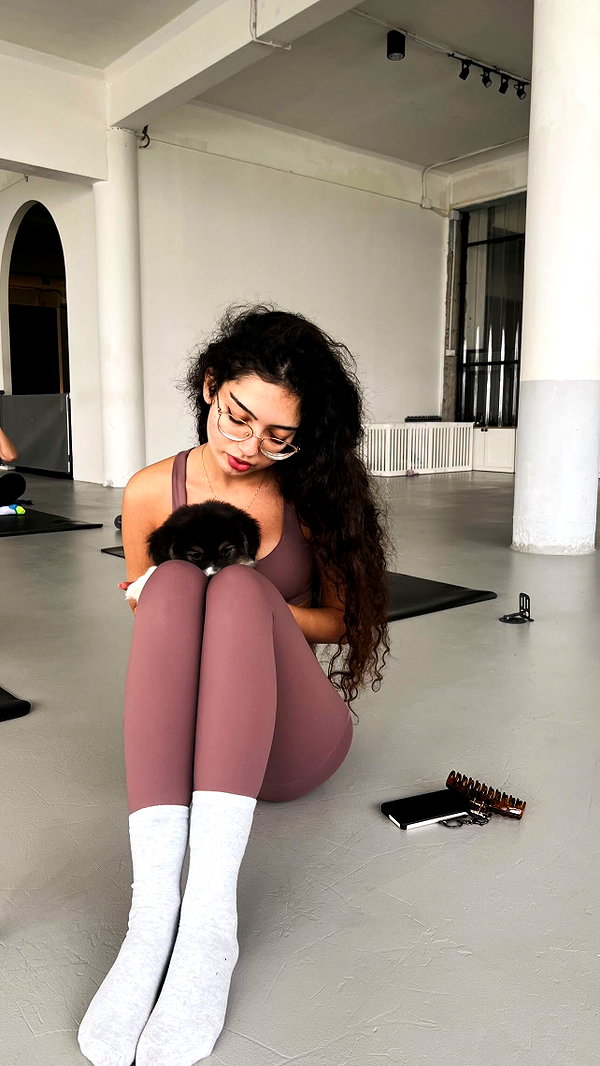__yaheli_ instagram image archive image