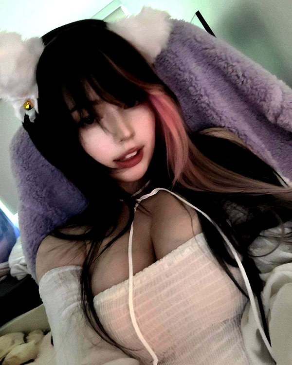 mewisa instagram image archive image