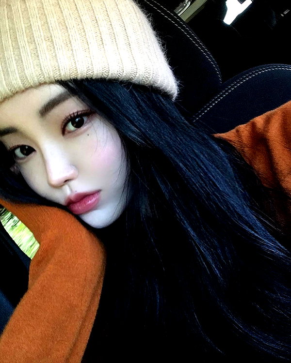 daxbin instagram image archive image