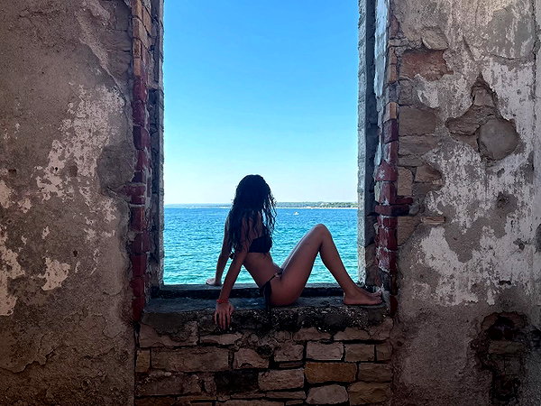 luciaaferrato instagram image archive image