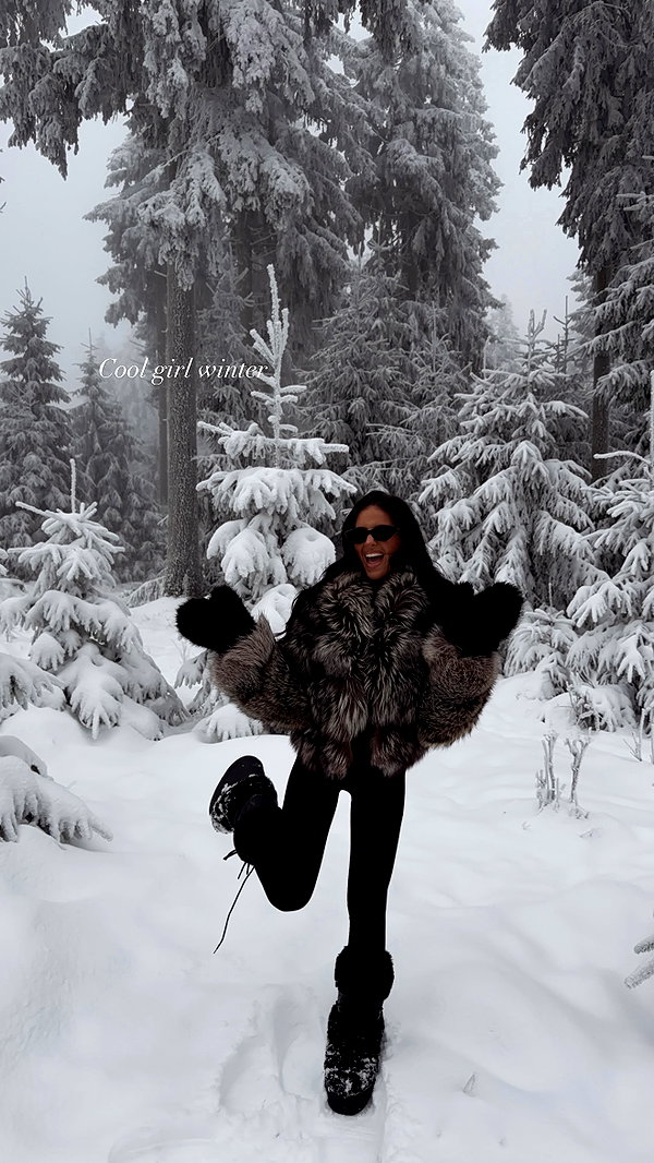 zoeliss instagram image archive image