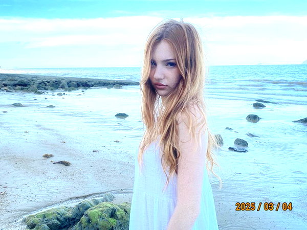 dollyemi instagram image archive image