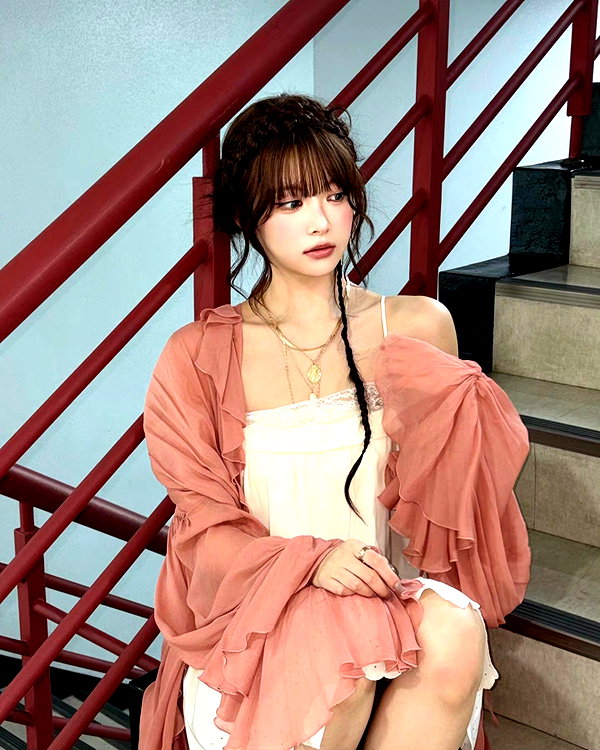 hhh.e_c.v instagram image archive image