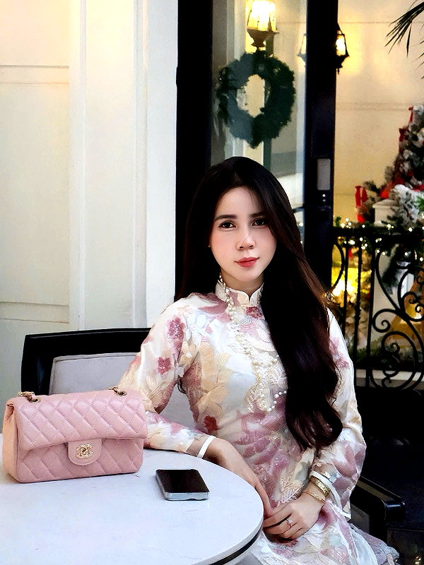 lyhythuedoxinh instagram image archive image