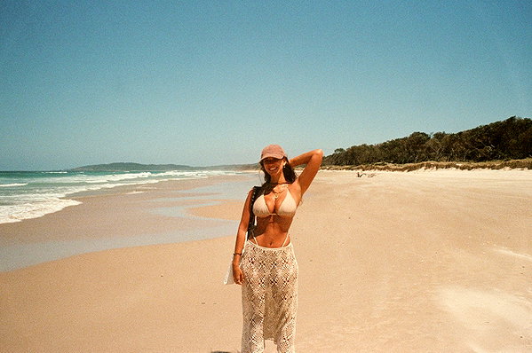 pia__kim instagram image archive image