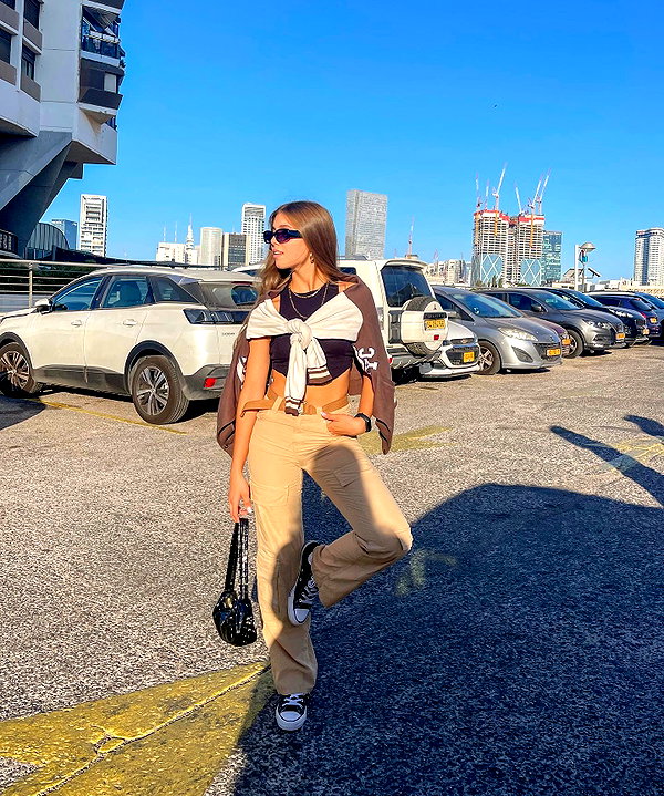 mishel_d_ instagram image archive image
