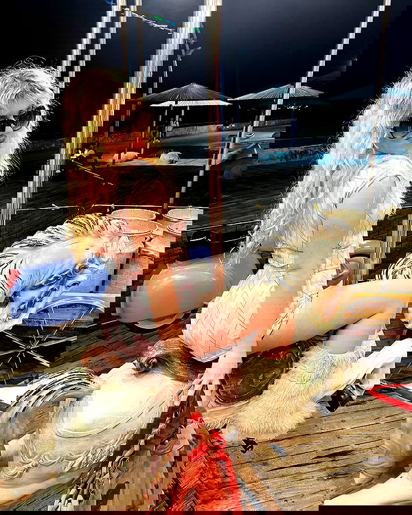 ormosheee ormosheee archive image