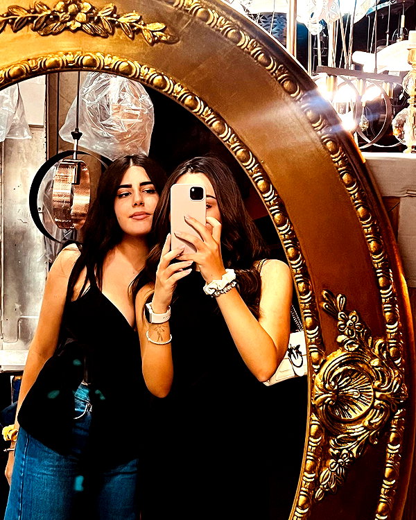 annabottoo instagram image archive image