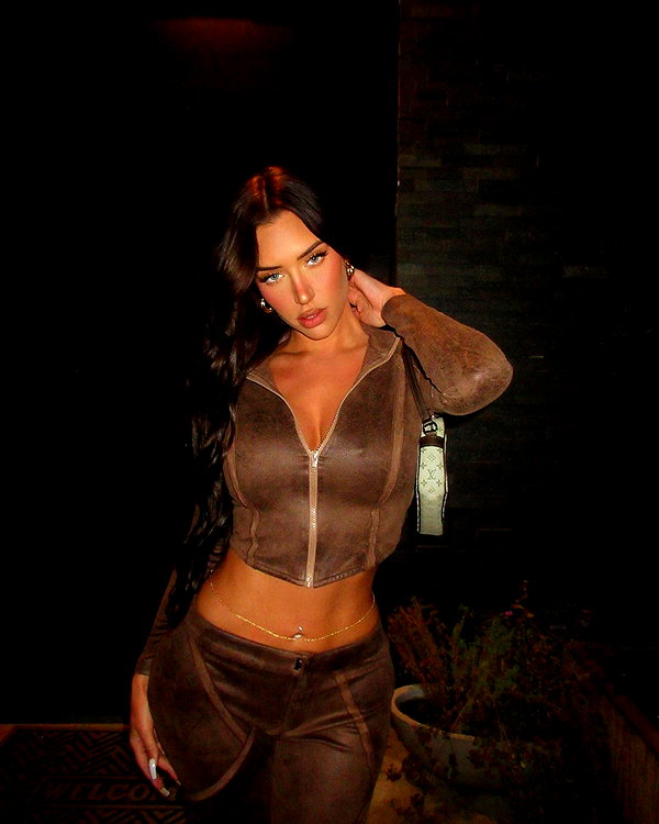 staskaranikolaou instagram image archive image