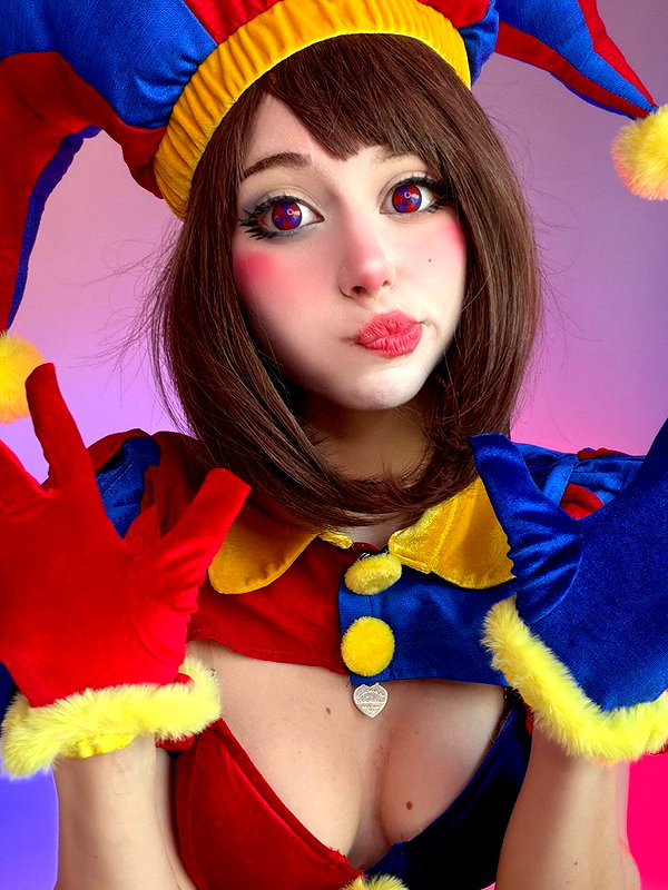 kennakins.cos instagram image archive image