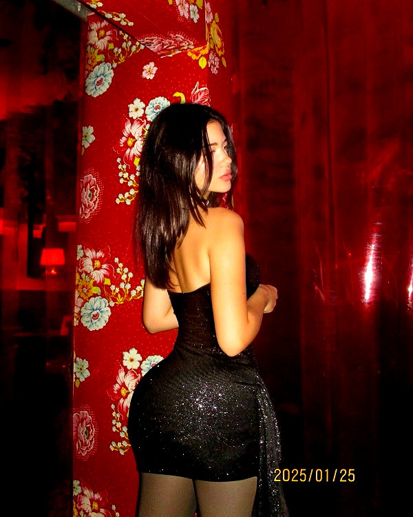 vanessa.rhd instagram image archive image