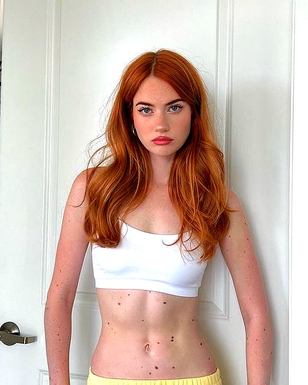 baddiesessence instagram image archive image