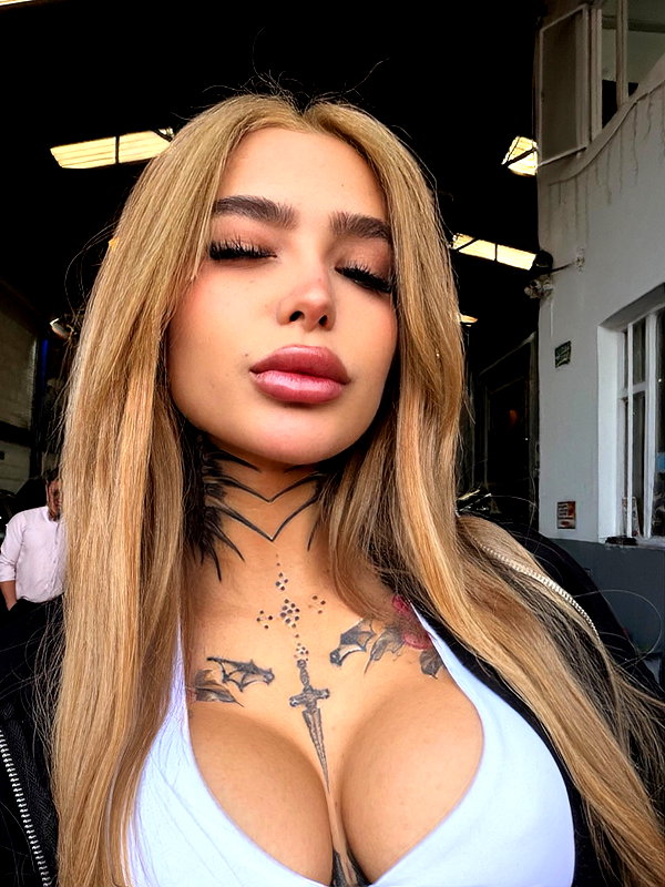 barbie_vampi instagram image archive image