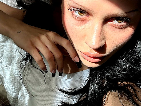 karolinaawasik instagram image archive image