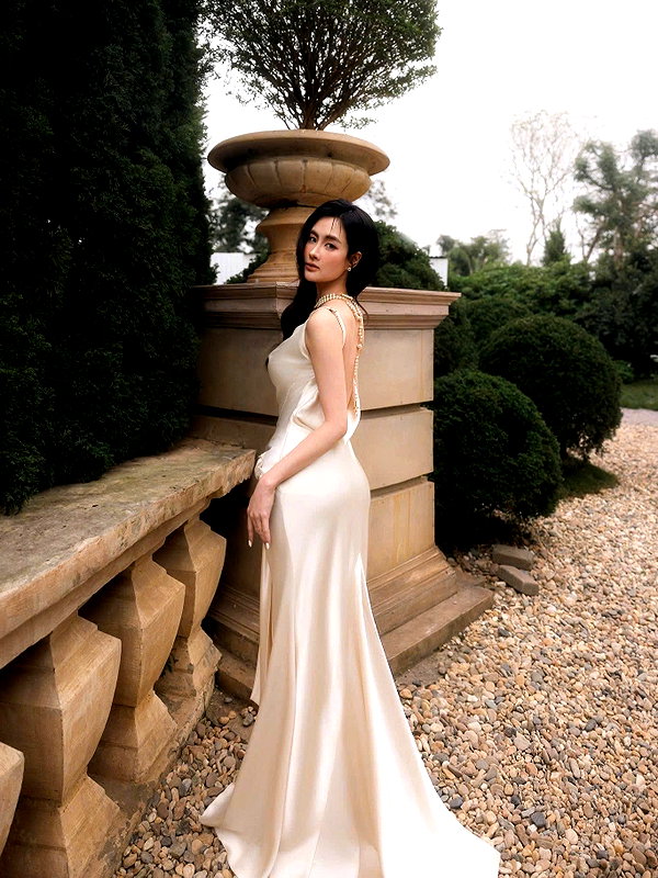 lyhythuedoxinh instagram image archive image