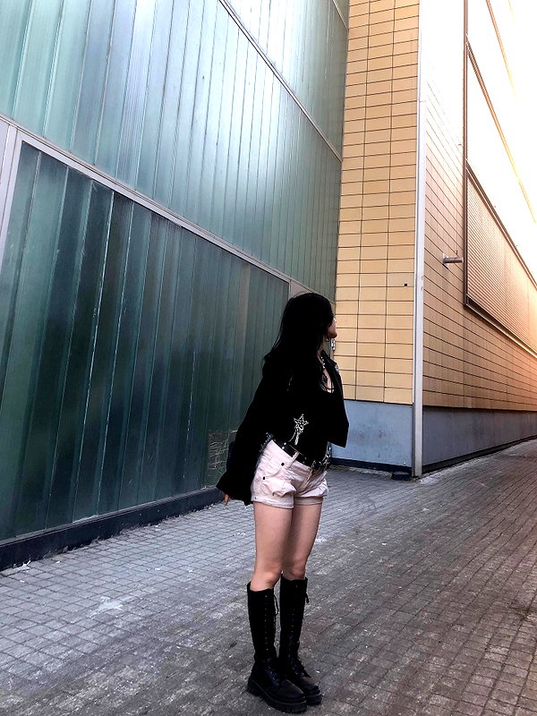madamist_ instagram image archive image