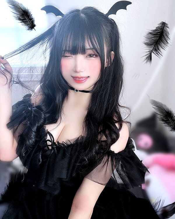 purinn_cos instagram image archive image