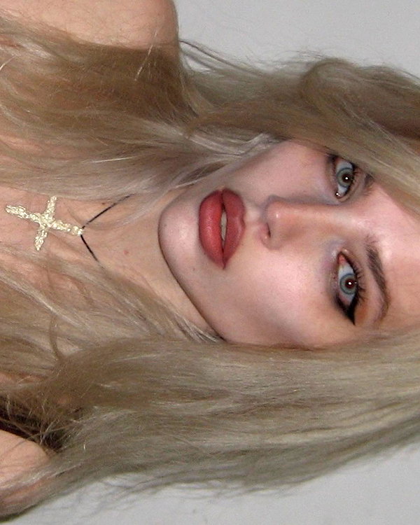 alien.hanna instagram image archive image