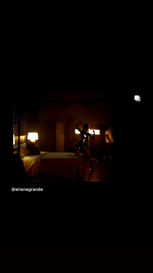 arianagrande instagram image archive image
