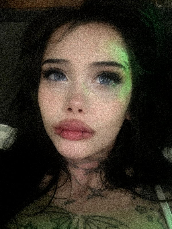 zommmbri instagram image archive image