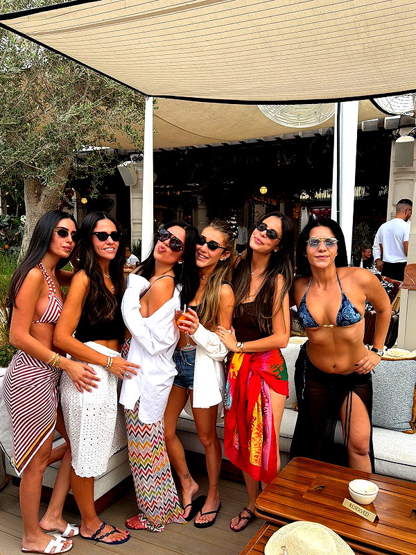 annezivi instagram image archive image