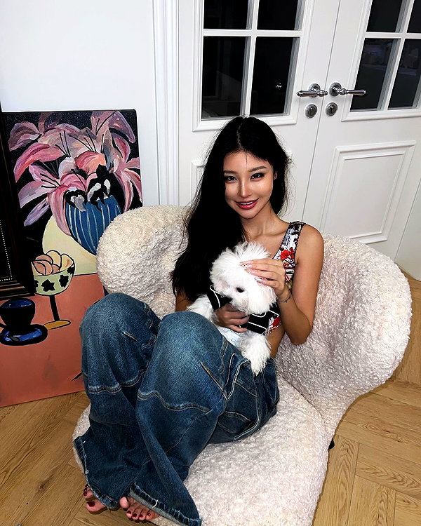 ll.lu1s instagram image archive image