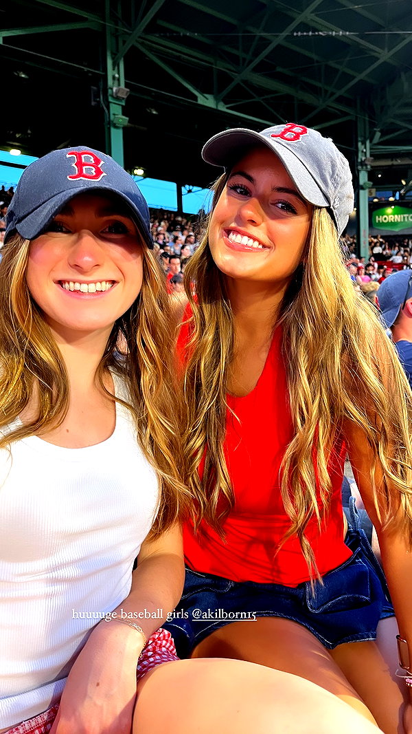 isabella.lauren instagram image archive image