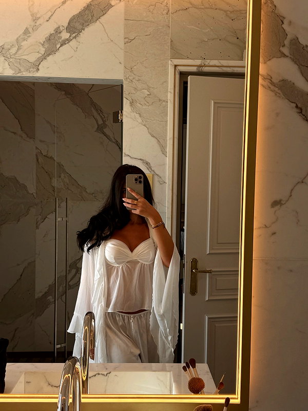zoeliss instagram image archive image