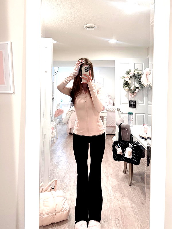 1uvgabi instagram image archive image