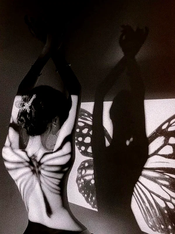 chica.niebla instagram image archive image