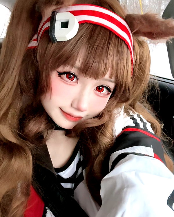 xier_cos instagram image archive image