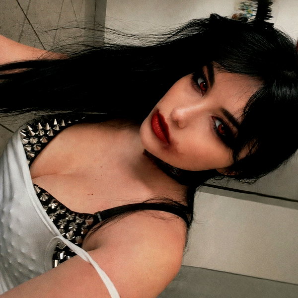 eveylith instagram image archive image
